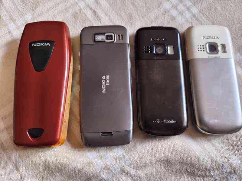 Mobilní tlačítkové telefony Nokia č.4 - foto 4