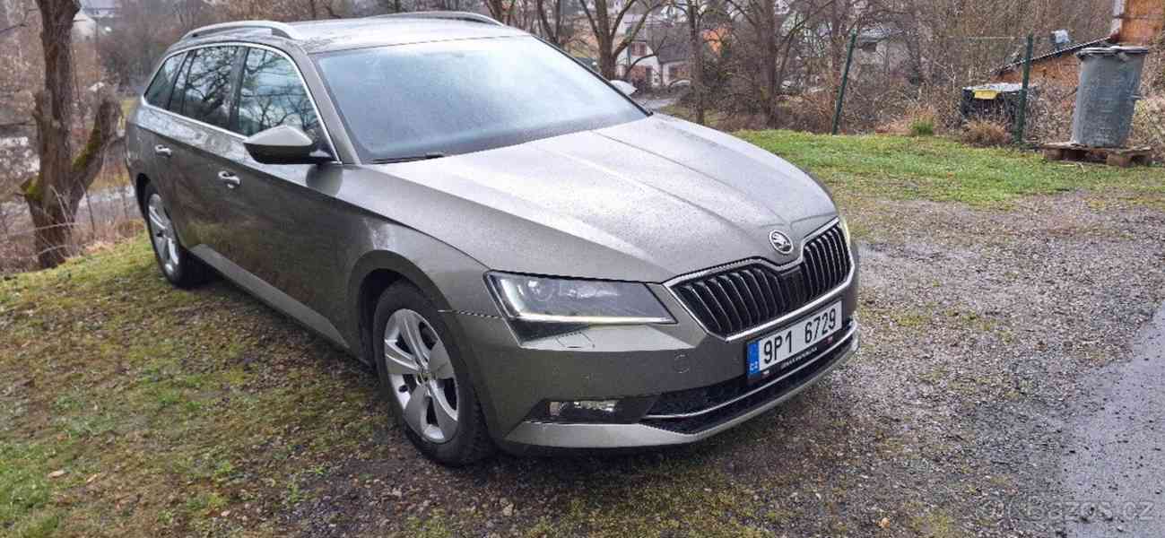 Škoda Superb 1,6   III - foto 8