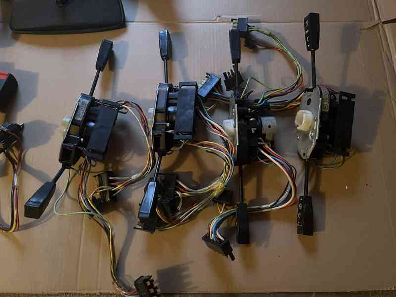 ŠKODA 105 120 125 130 soubor autodílů - foto 4