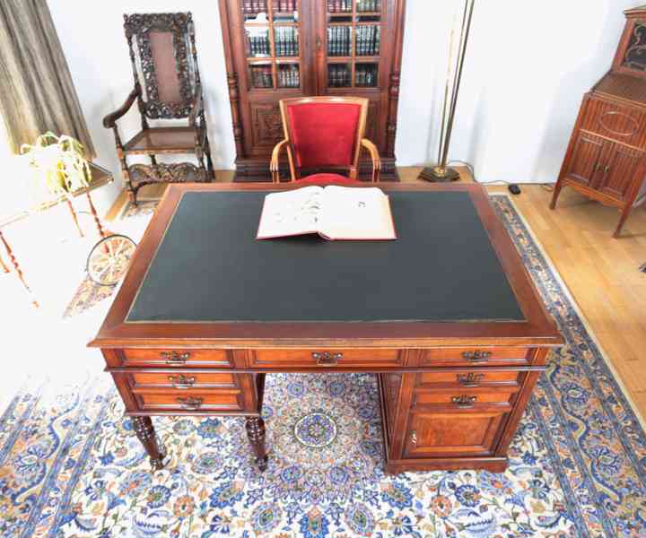Starožitný neoklasicistní francouzský psací stůl Ludvík XVI - foto 6