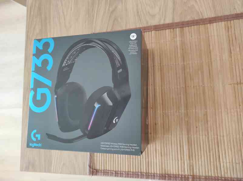 Sluchátka Logitech G733 - foto 1