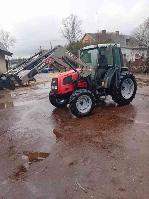 Massey Ferguson 2210 - foto 2