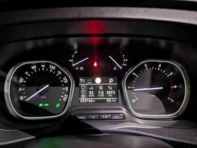 Peugeot Traveller Business VIP Standard 2.0 BlueHDi 180 S& - foto 7