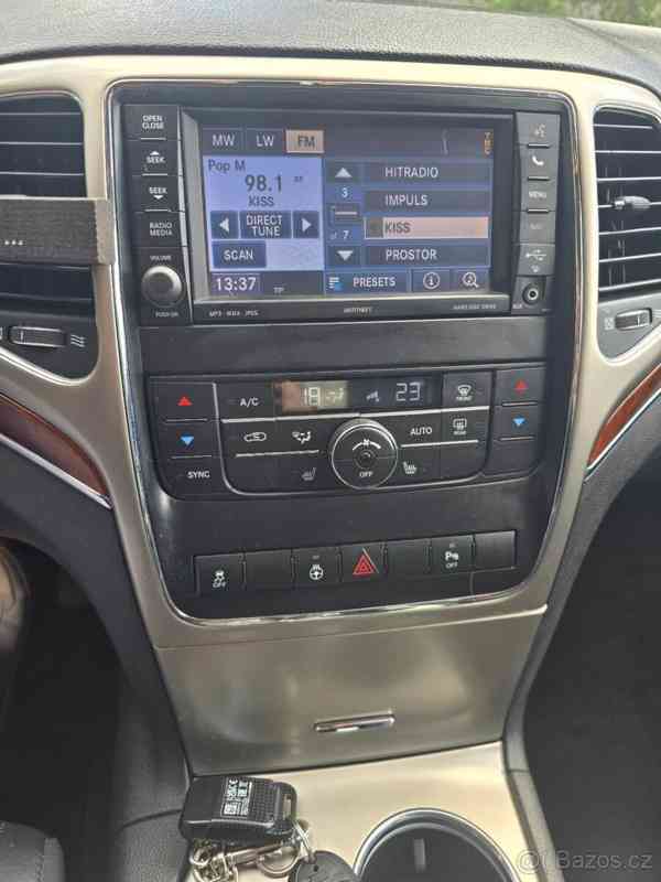 Jeep Grand Cherokee 3,0 LIMITED - foto 17