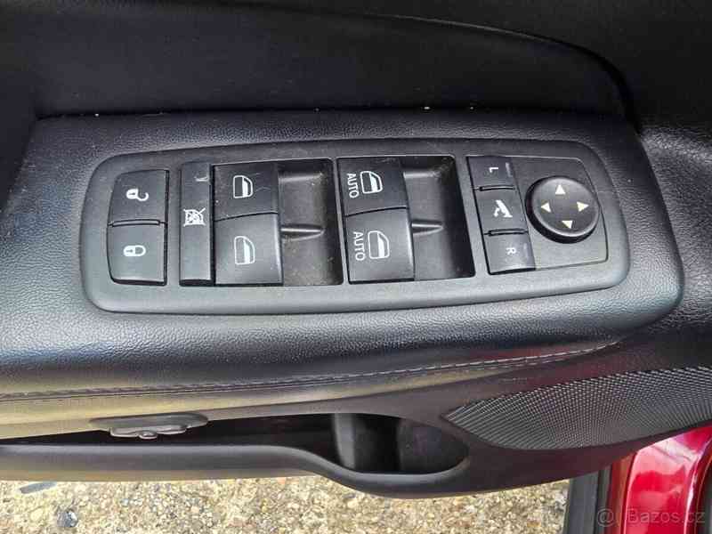 Jeep Grand Cherokee 3,0 LIMITED - foto 19