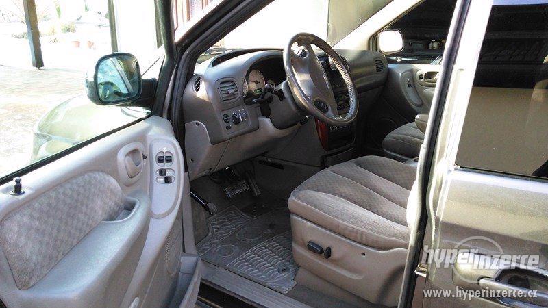 Chrysler Grand Voyager 2,8 CRD automat - foto 5