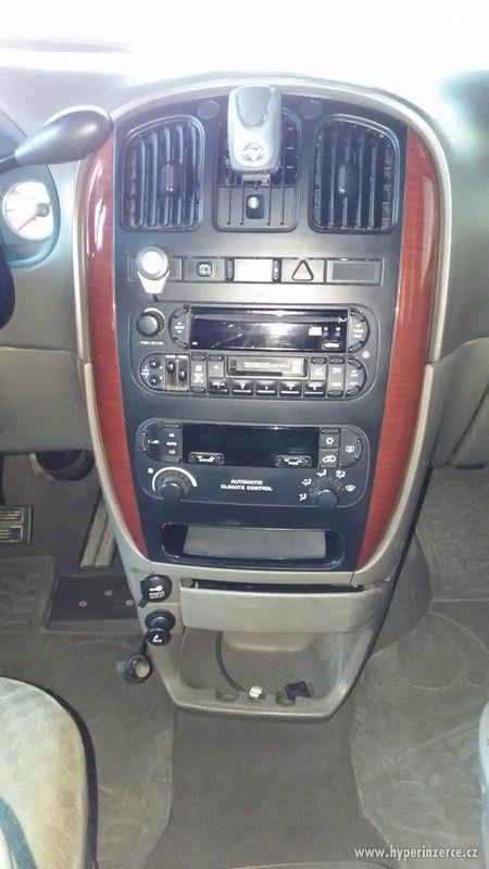 Chrysler Grand Voyager 2,8 CRD automat - foto 9