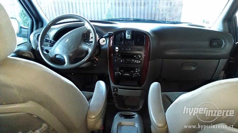 Chrysler Grand Voyager 2,8 CRD automat - foto 12