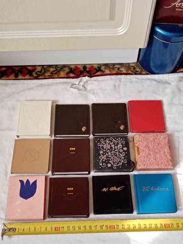 Kolekce mini knížek 12 ks - Názvy ve fotkách staré - foto 2