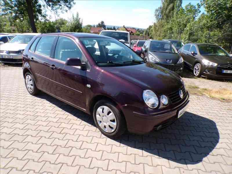 Volkswagen Polo 1,2 i KLIMA,TAŽNÉ ZAŘÍZENÍ - foto 1