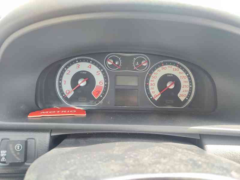 Prodej Renault Laguna II, r. 2004, 1.6 16V 79kW + LPG - foto 15