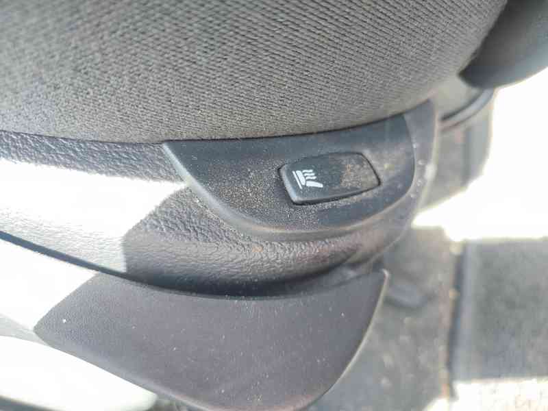Prodej Renault Laguna II, r. 2004, 1.6 16V 79kW + LPG - foto 12
