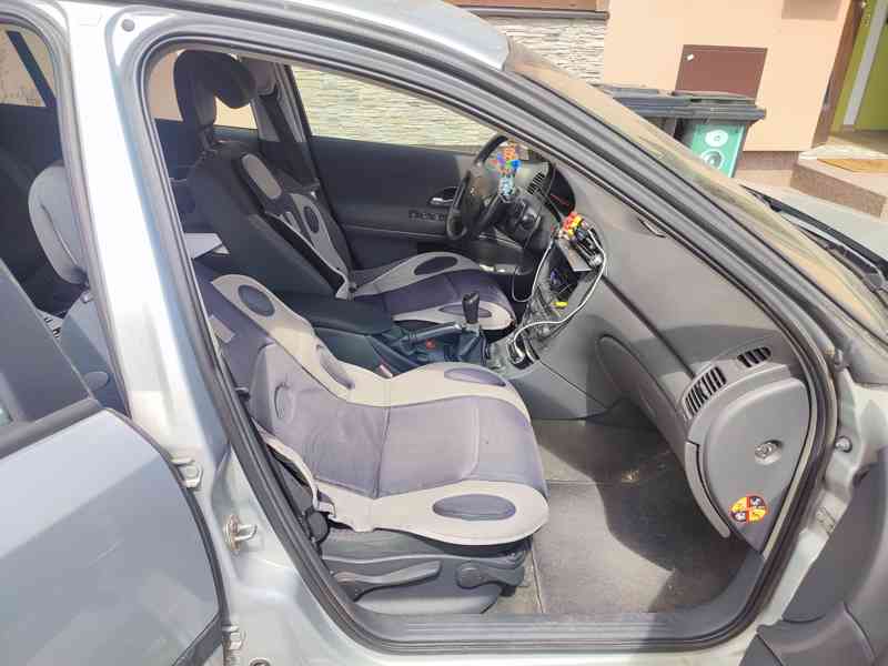 Prodej Renault Laguna II, r. 2004, 1.6 16V 79kW + LPG - foto 7