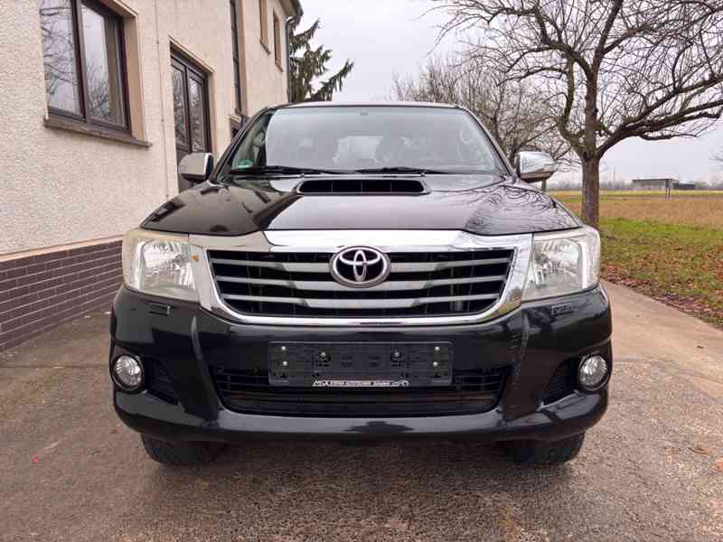 Toyota Hilux 3.0 Double-Cab 4x4 Aut. 126kw - foto 18