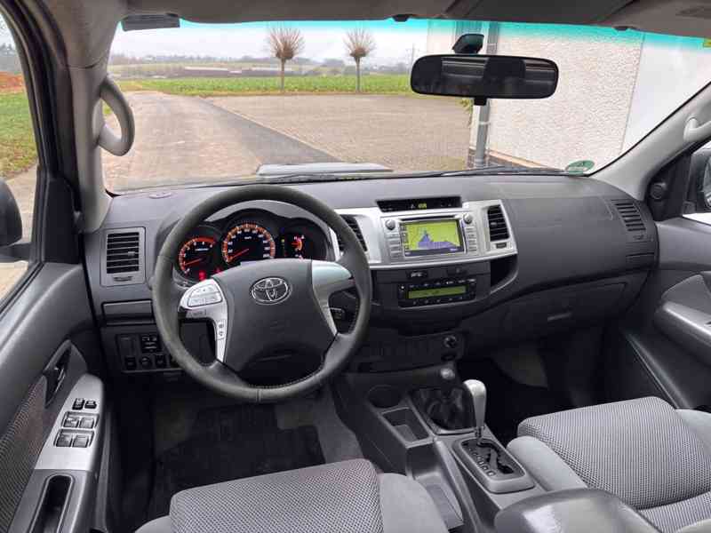 Toyota Hilux 3.0 Double-Cab 4x4 Aut. 126kw - foto 4