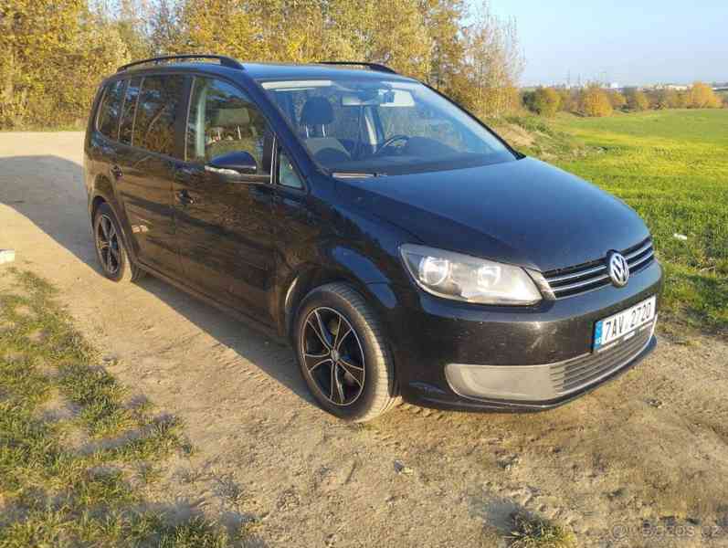 Volkswagen Touran 2,0   DSG, 2011, servisní knížka - foto 1