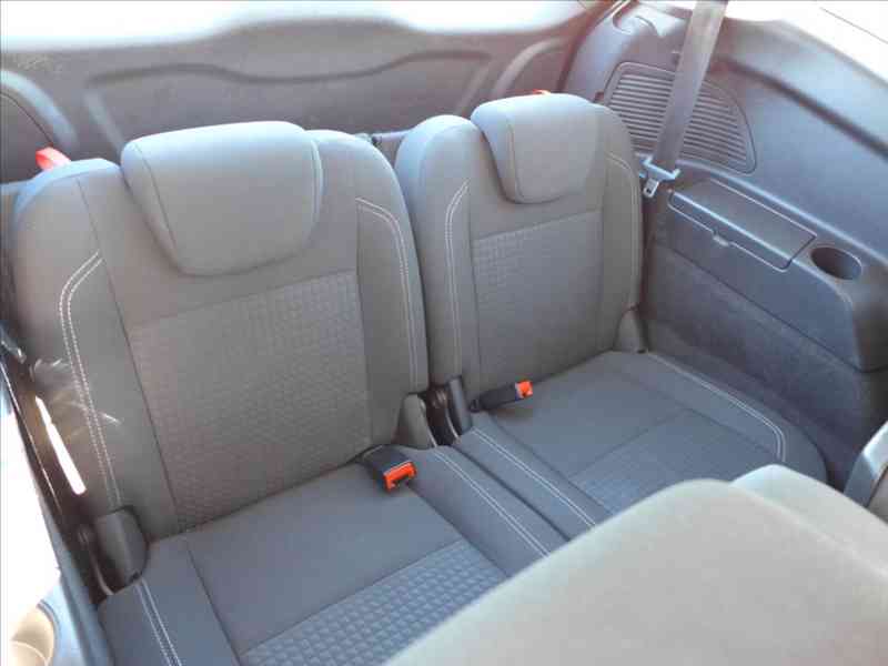 Ford Grand C-MAX 1,5 TDCI TITANIUM NAVI 7 MÍST - foto 9