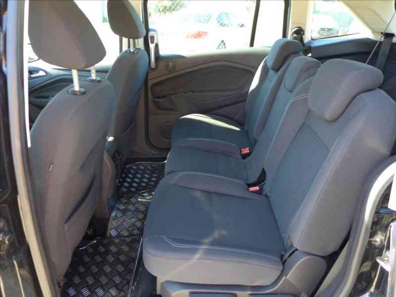 Ford Grand C-MAX 1,5 TDCI TITANIUM NAVI 7 MÍST - foto 6