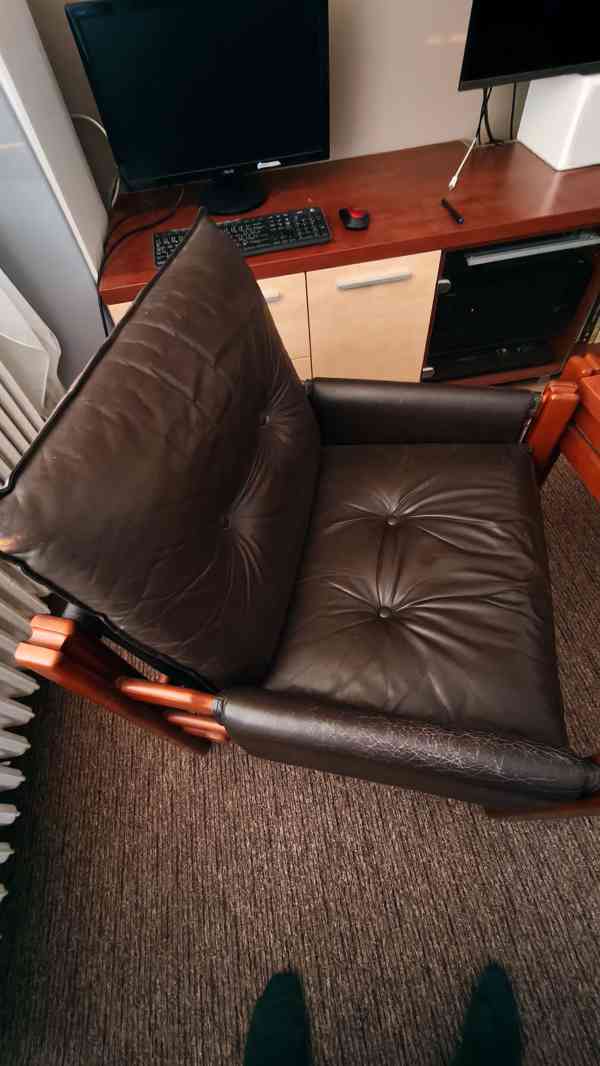 Prodám koženou sedačku z 90tek, prosím čtěte pozorně - foto 7