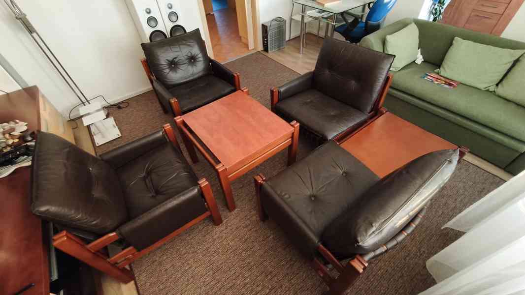 Prodám koženou sedačku z 90tek, prosím čtěte pozorně - foto 2