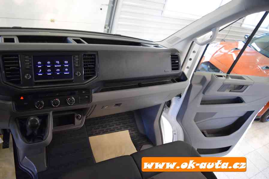 Volkswagen Crafter 2.0 TDI 7 MÍST L4H3 72 000 KM 2019-DPH - foto 14