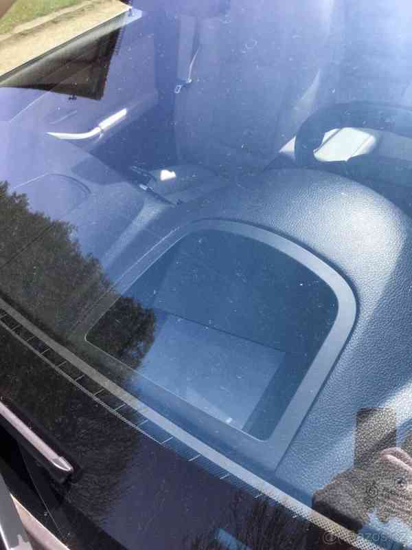 Prodám BMW F11 530d XD, head up, panorama - foto 18