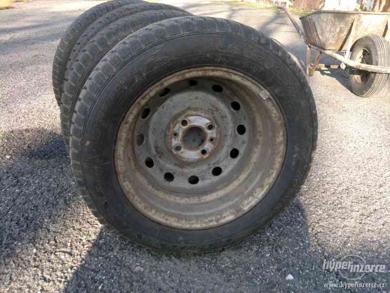 Špičkové zimní pneu Goodyear - foto 2