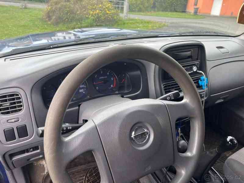 Nissan Navara 2,5   pick up - foto 14