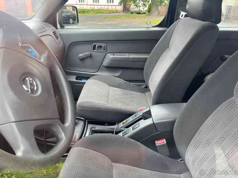 Nissan Navara 2,5   pick up - foto 5