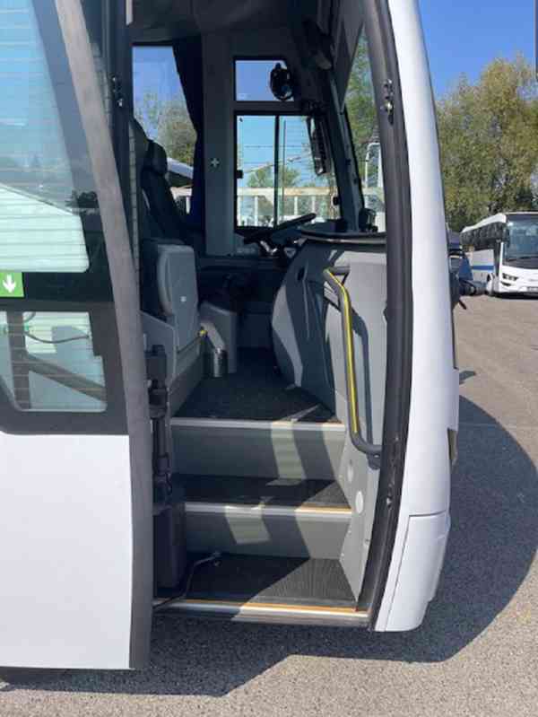 Autobus ISUZU Turquoise Euro 6E 2023 30 míst - foto 4