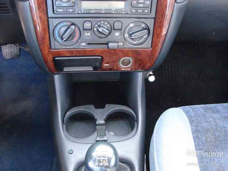 Mazda 626 1.8i Combi r.v.1999 (eko zaplacen) - foto 9