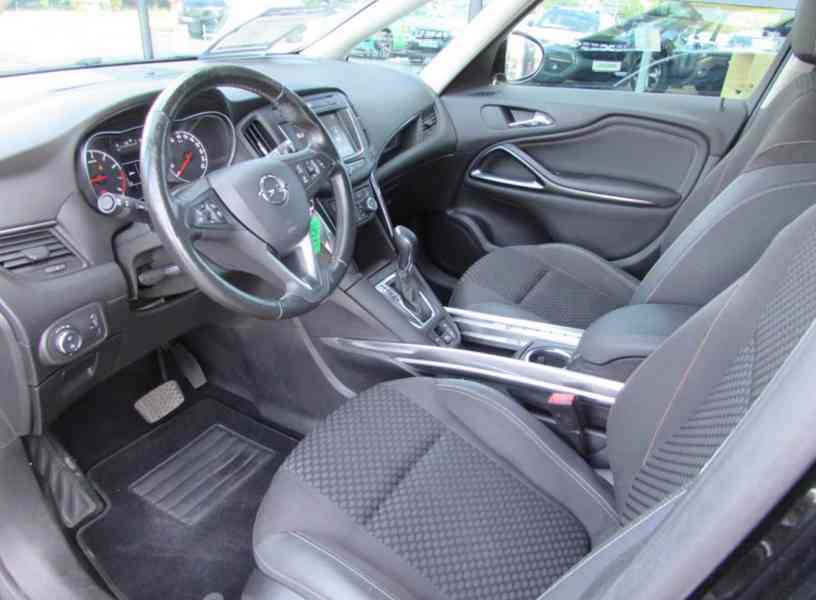 Opel Zafira 1.6i Innovation AUT benzín 100kw - foto 8