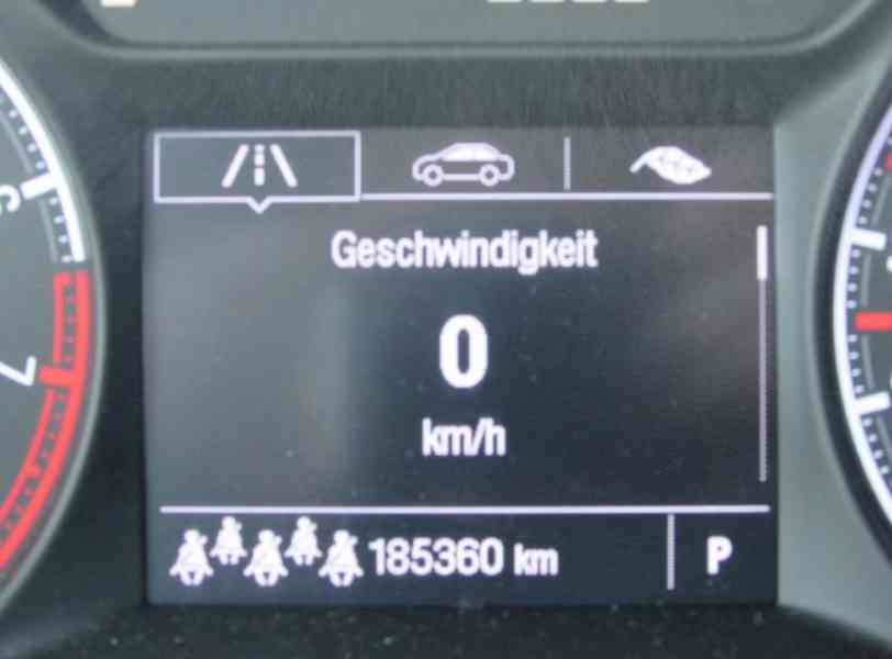 Opel Zafira 1.6i Innovation AUT benzín 100kw - foto 12