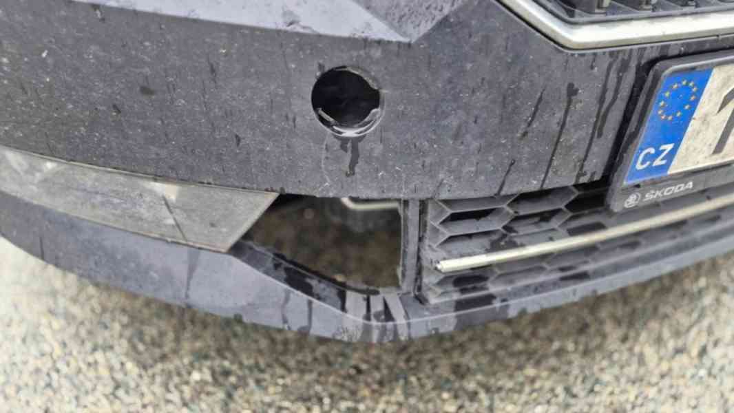 ŠKODA Superb 2.0 TDI DSG 4x4 Style - foto 17