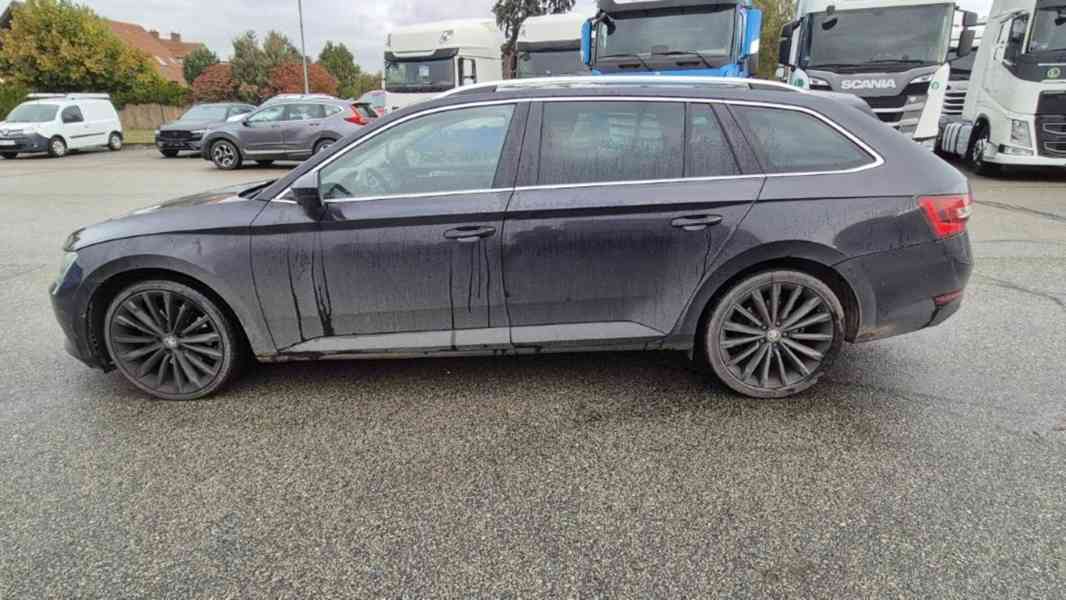 ŠKODA Superb 2.0 TDI DSG 4x4 Style - foto 3