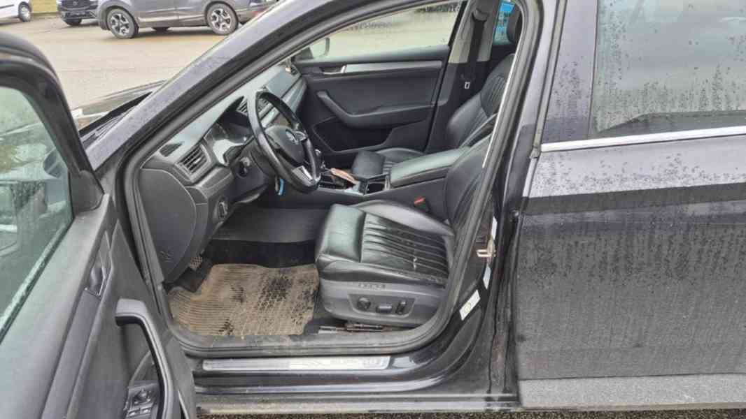 ŠKODA Superb 2.0 TDI DSG 4x4 Style - foto 13