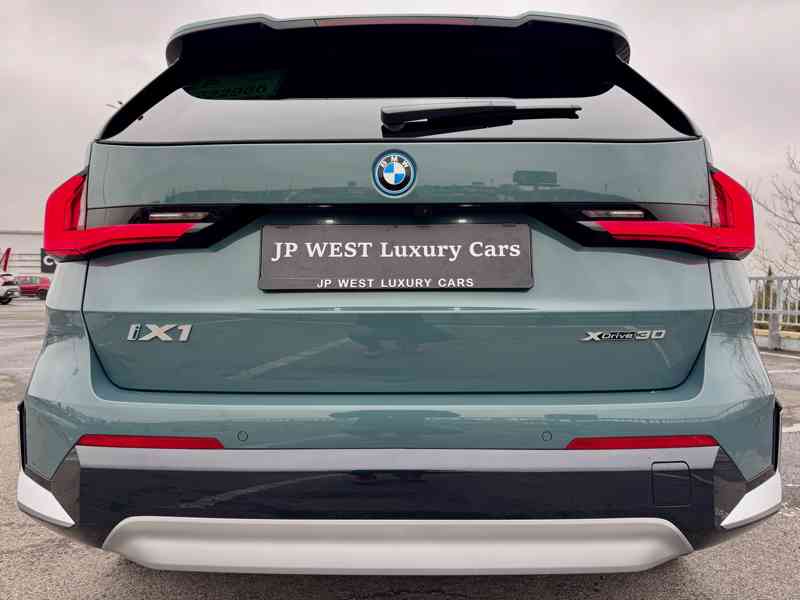 BMW iX1 xDrive 30, HeadUp, el.Sed, 360°, Ad. LED, KeyLess - foto 6