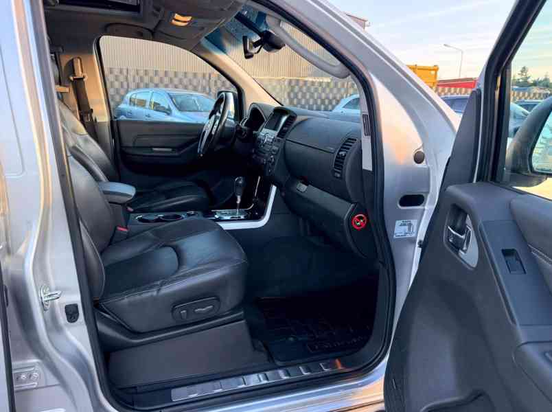 Nissan Pathfinder 2.5 dCi LE 140kw - foto 15