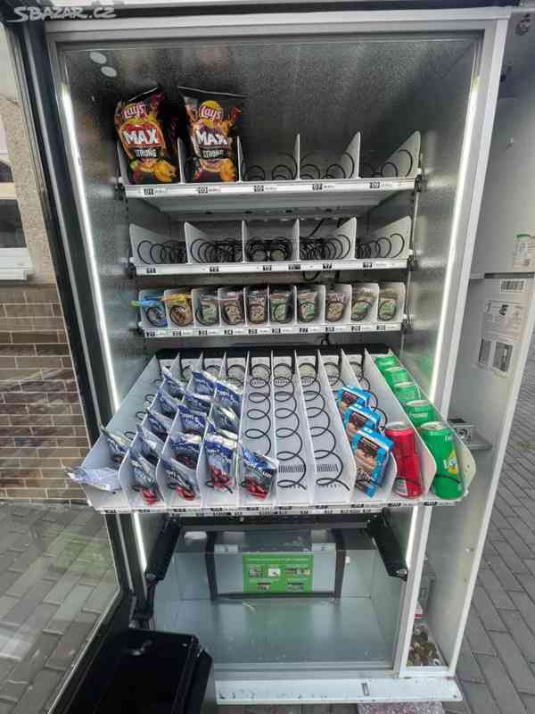 Chlazený prodejní automat AF-60 Snack&Drink Combo - foto 3