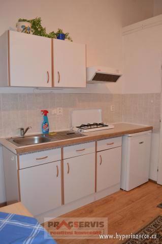 Garsonka, 24 m2, ul. Pplk.Sochora, Praha 7 - foto 3