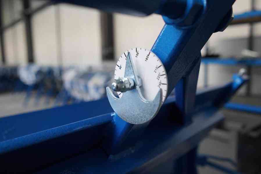 ohýbačka plechů 2,5-metru ohýbací-stroje  ZGR 2640/1,2/145° - foto 8