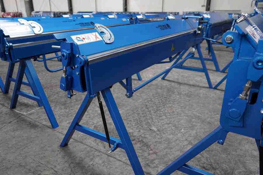 ohýbačka plechů 2,5-metru ohýbací-stroje  ZGR 2640/1,2/145° - foto 2