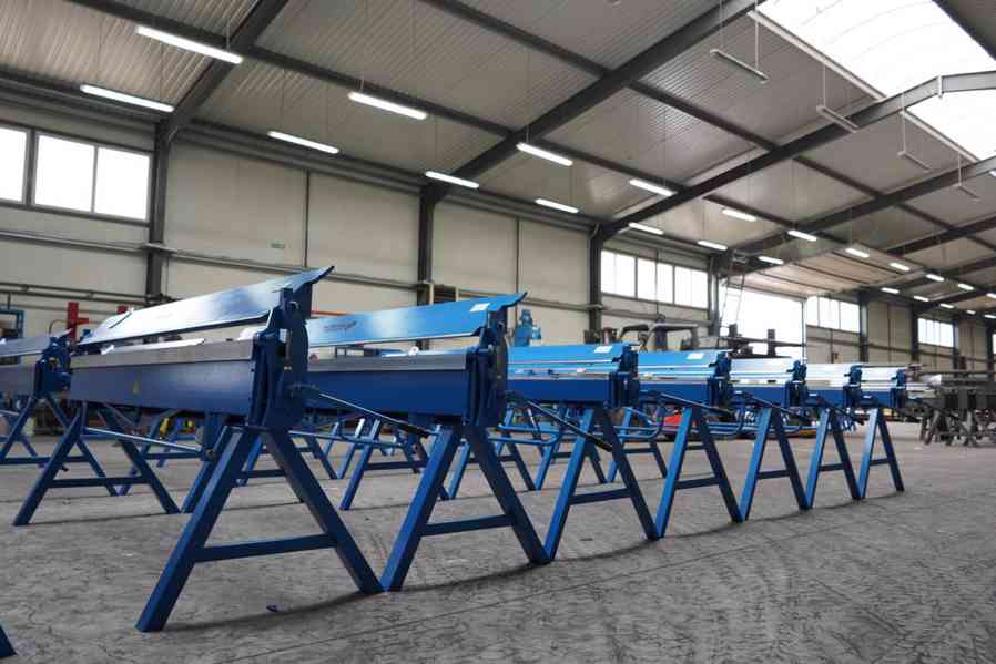 ohýbačka plechů 2,5-metru ohýbací-stroje  ZGR 2640/1,2/145° - foto 3