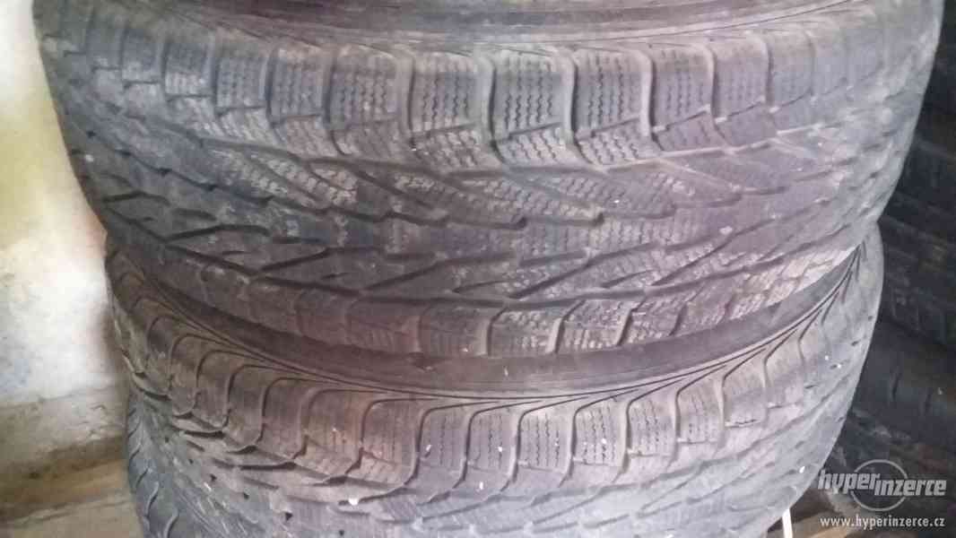 195/65 R 15 zimní pneu vč. disků 5 x 100 - foto 4