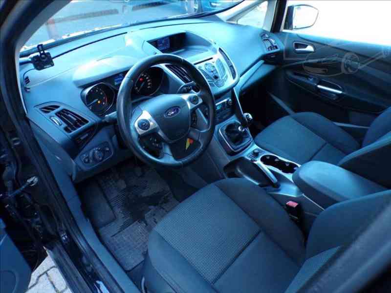 Ford Grand C-Max 1,6 i 110kW 7.MÍST,TAŽ.ZAŘ. - foto 8