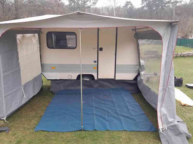 Levný karavan Adria -funkční, suchý, pro 2/3 osoby / 100km/h - foto 15