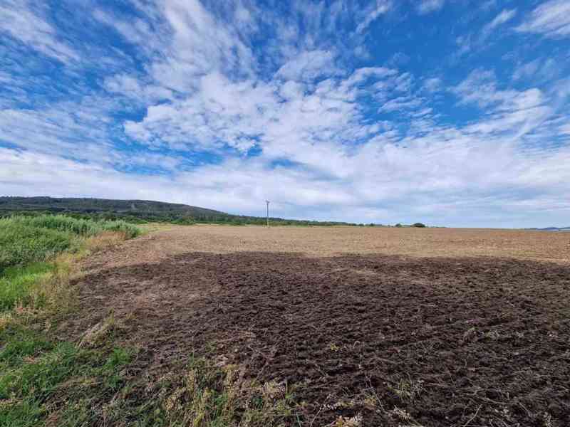 Zemědělská půda nedaleko Hořovic o celkové výměře 20.782 m2 - foto 8