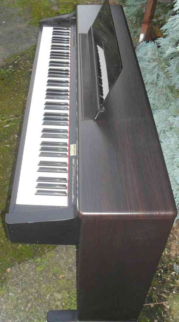 Digitální piano Yamaha Clavinova CLP 123 - foto 7