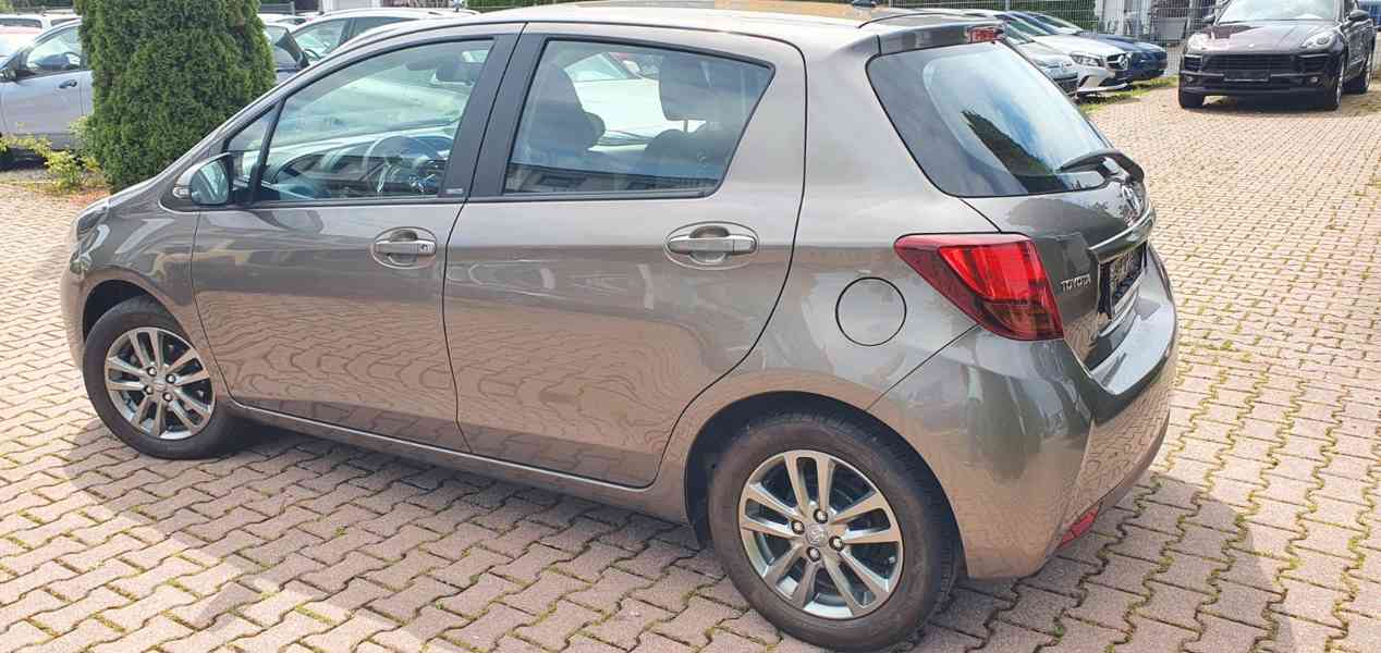 Toyota Yaris 1,33-l-Dual-VVT-i Edition S benzín 73kw - foto 6