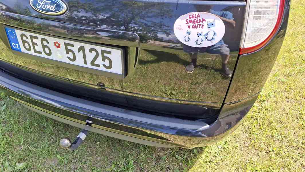 Ford Focus 1.6i 74kW kombi - foto 9